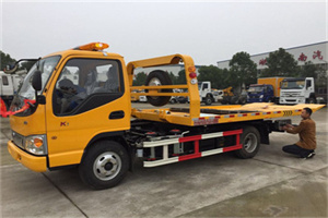 仓山哪里有拖车服务